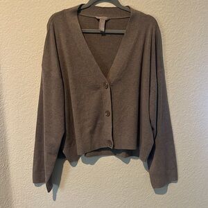H&M cardigan. Size XL.